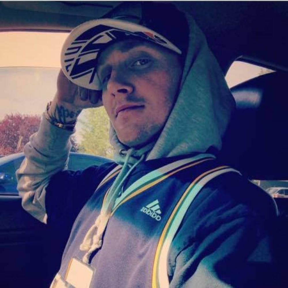 Meet your Posher, Dillon